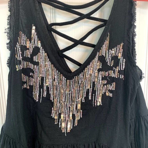 Free People Women's Size Extra Small Black V-Neck Sequin Top - Picture 2 of 6